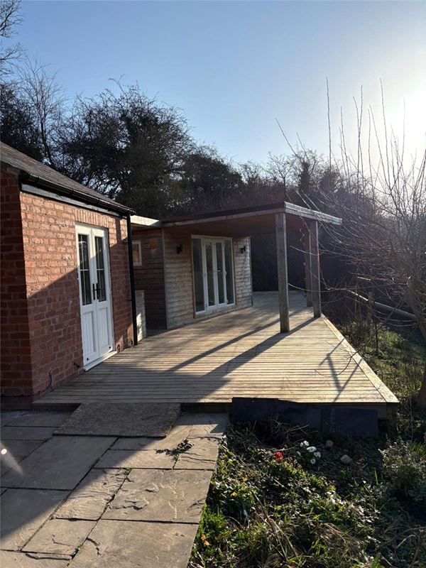 3 bedroom house, Montford, Montford Bridge SY4 - Available