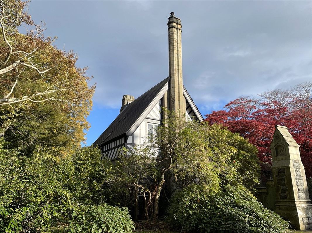 3 bedroom house, Bodnant, Tal-Y-Cafn LL28 - Available