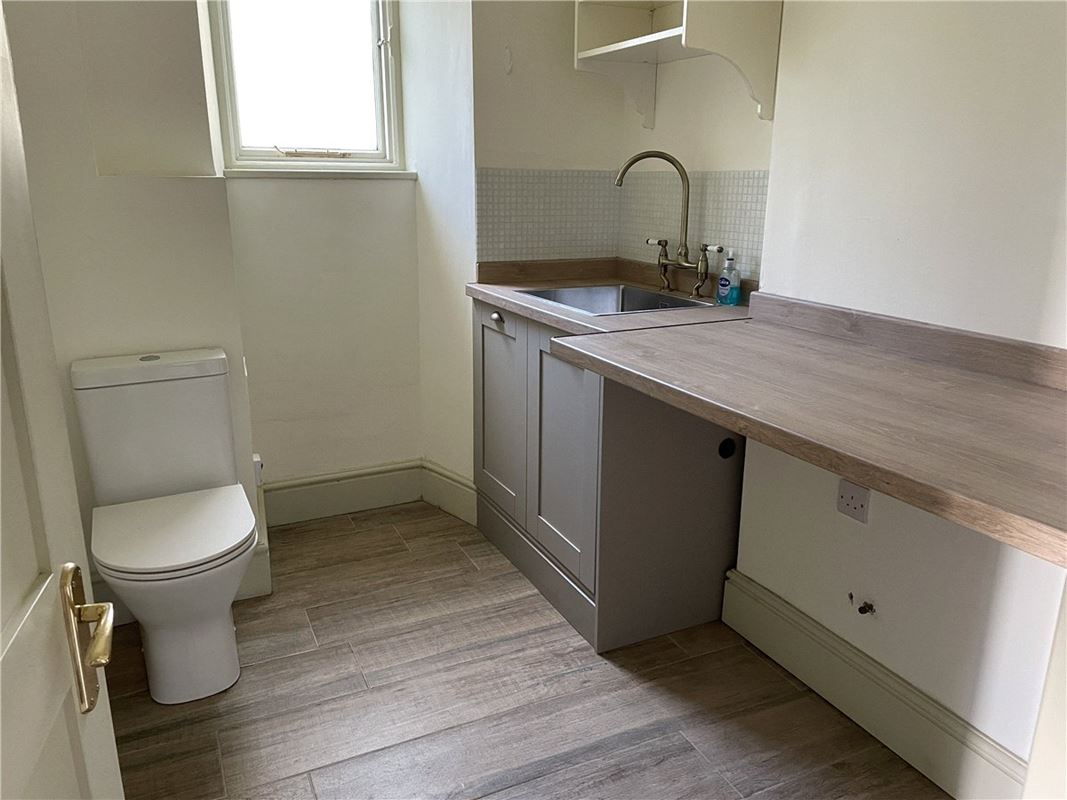 3 bedroom house, Bodnant, Tal-Y-Cafn LL28 - Available