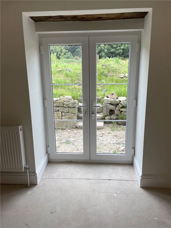 3 bedroom house, Wrexham Road, Pontblyddyn CH7 - Available