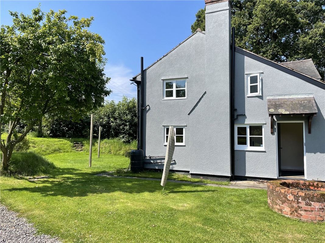 3 bedroom house, Montford, Montford Bridge SY4 - Let Agreed