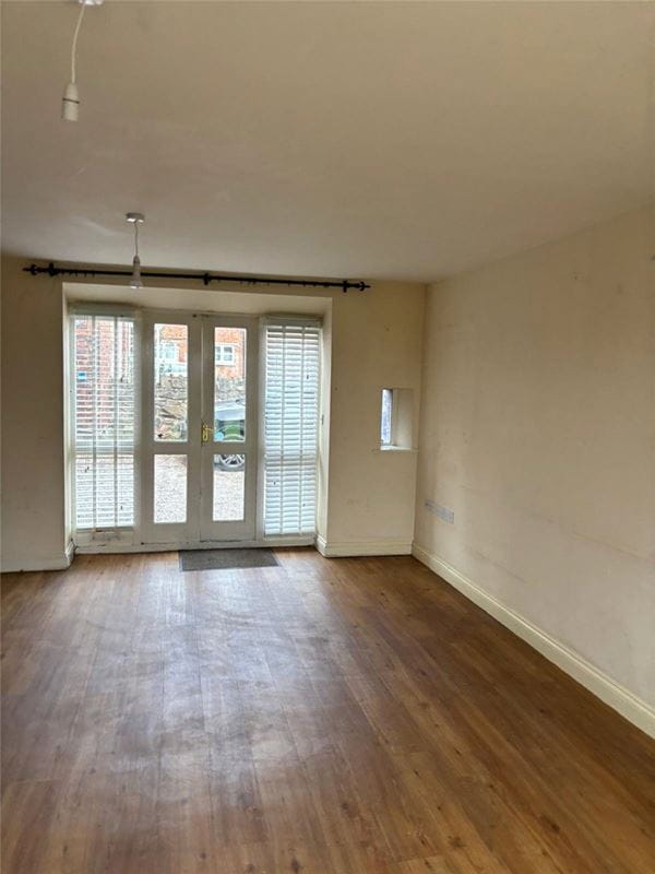  bedroom house, Waen Road, Dyserth LL18 - Available