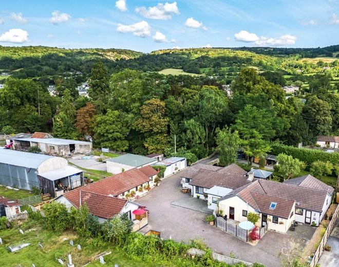 4 bedroom bungalow, Cheddar Bridge Cottages, Draycott Road BS27 - Available