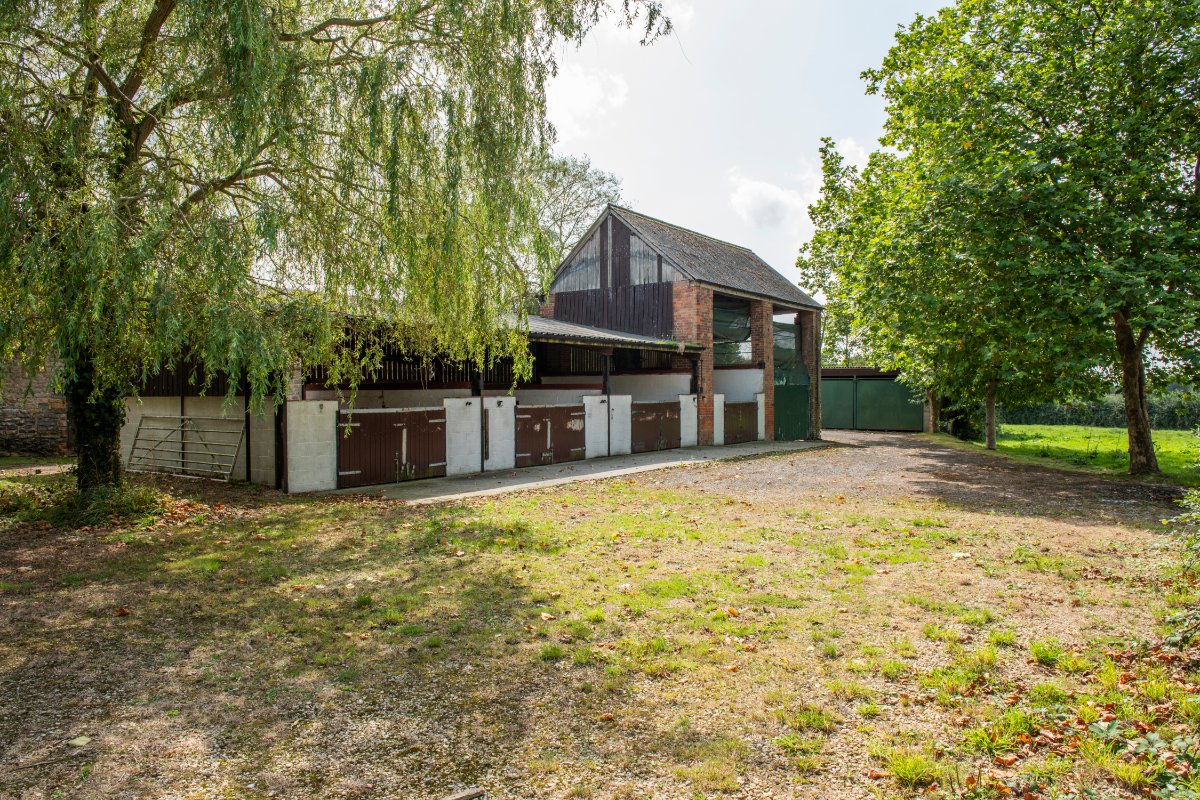 60 acres House, Manor Farm, Alhampton BA4 - Sold