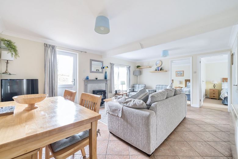 5 bedroom house, Lender Lane, Mullion TR12 - Available