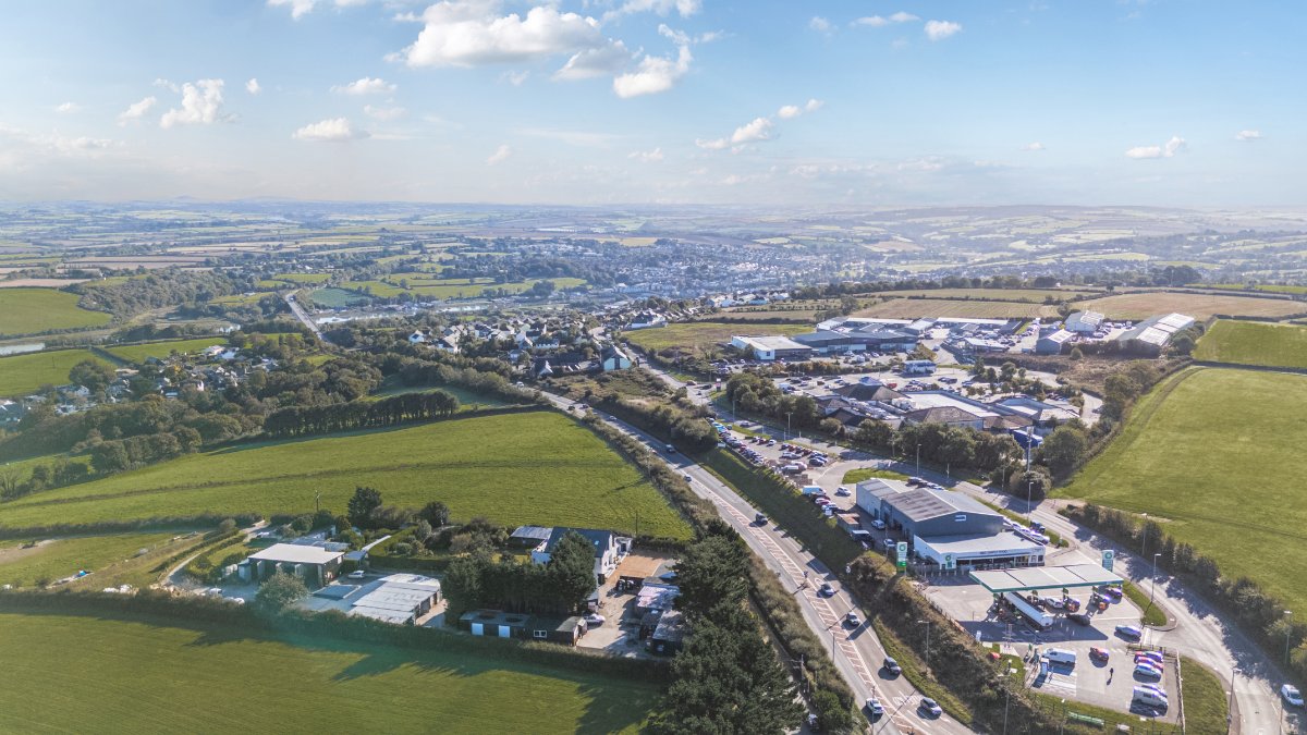 5 bedroom house, St. Breock, Wadebridge PL27 - Available