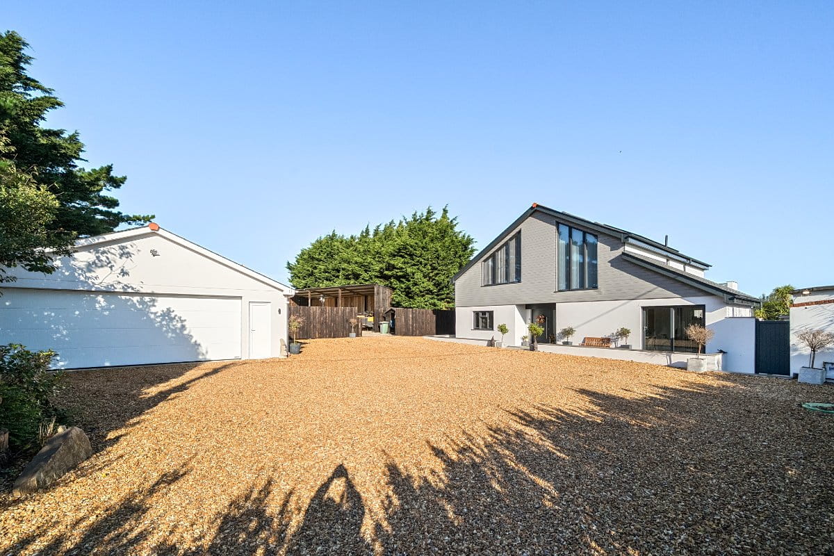 5 bedroom house, St. Breock, Wadebridge PL27 - Available