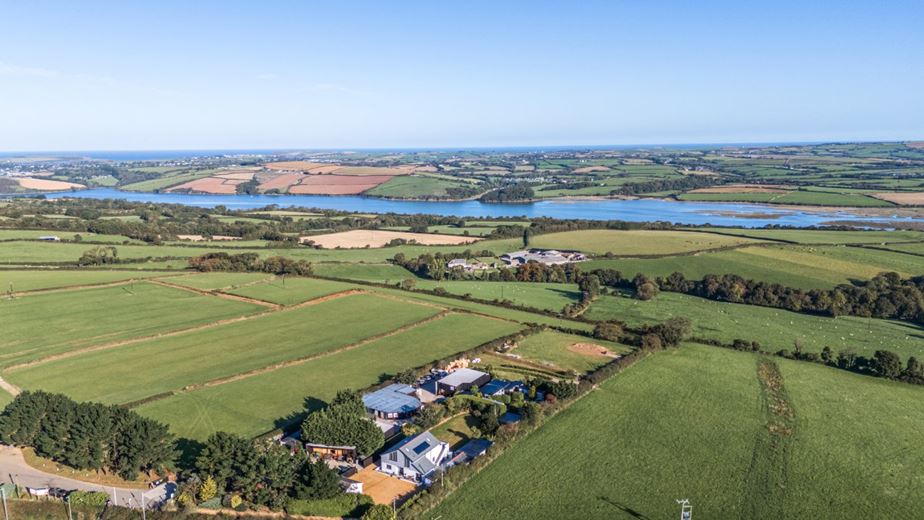 5 bedroom house, St. Breock, Wadebridge PL27 - Available