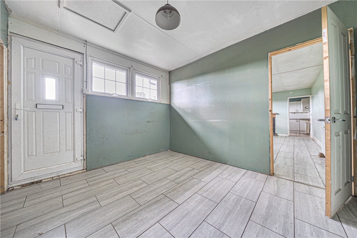  bedroom house, Thornfalcon, Taunton TA3 - Available