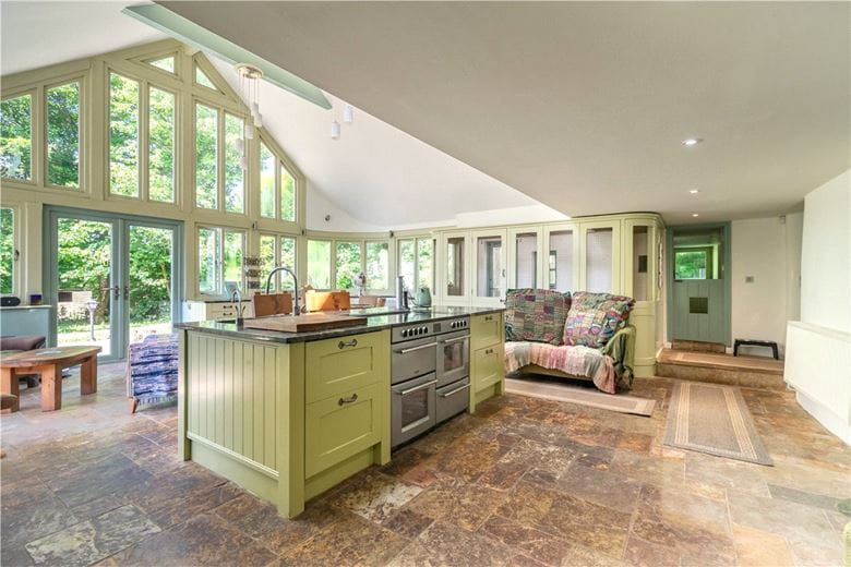 9.7 acres House, Woodford, Bude EX23 - Available