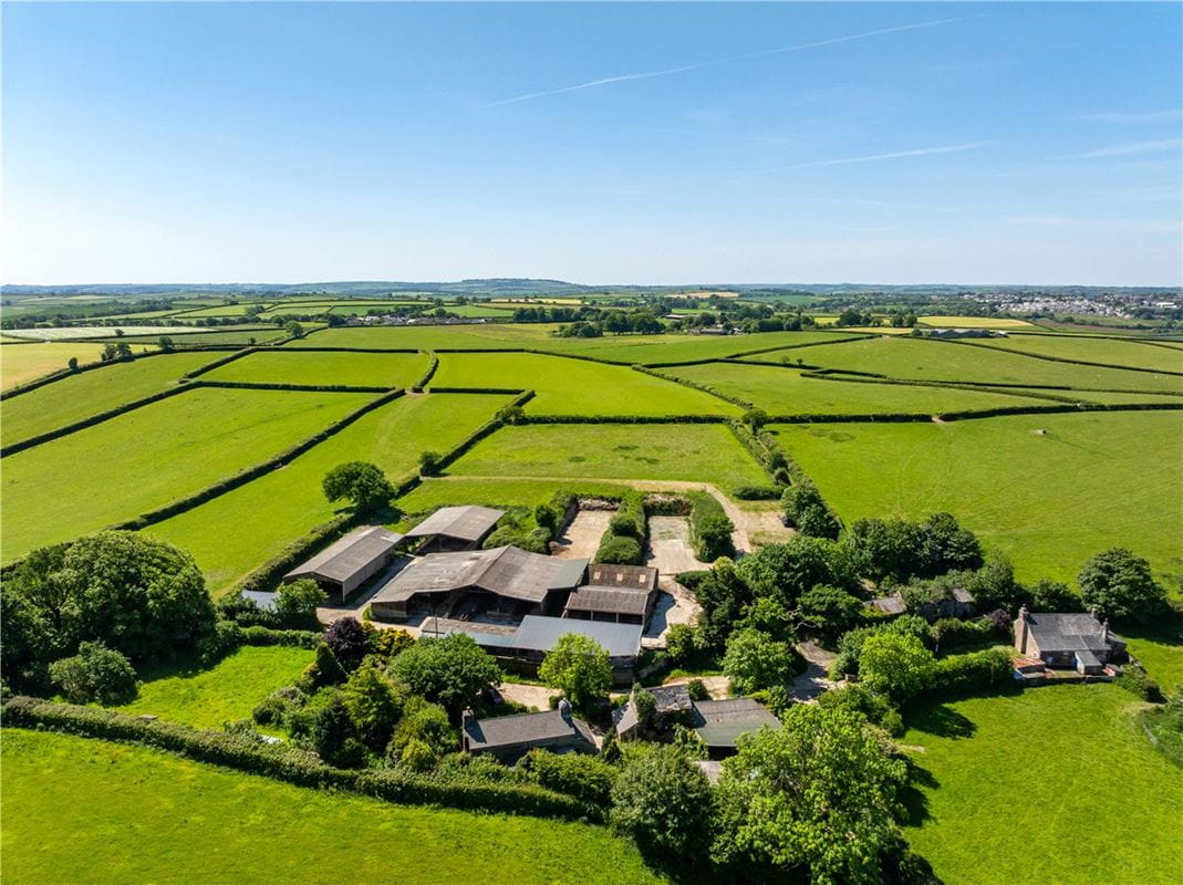 101.7 acres House, Liskeard, Cornwall PL14 - Under Offer