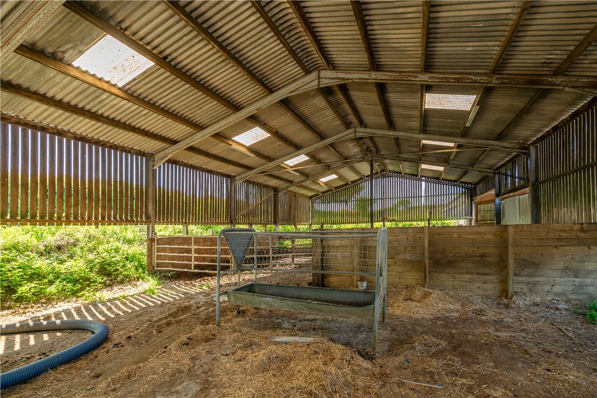 101.7 acres House, Liskeard, Cornwall PL14 - Under Offer