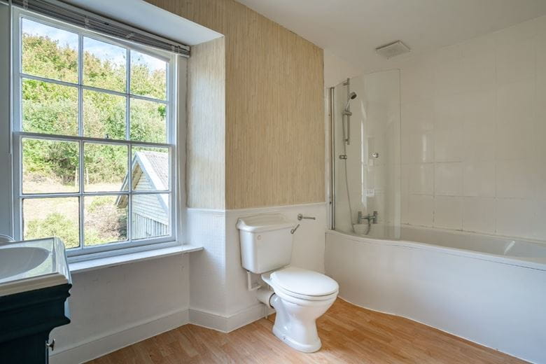 5 bedroom house, Ladock, Truro TR2 - Available