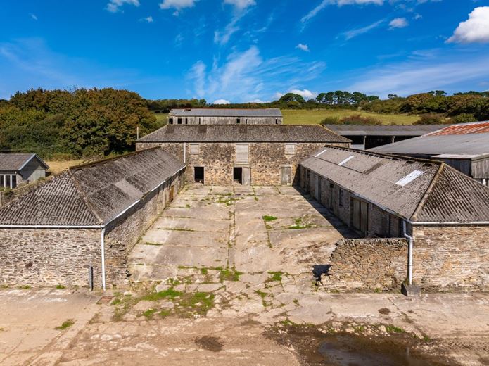 5 bedroom house, Ladock, Truro TR2 - Available