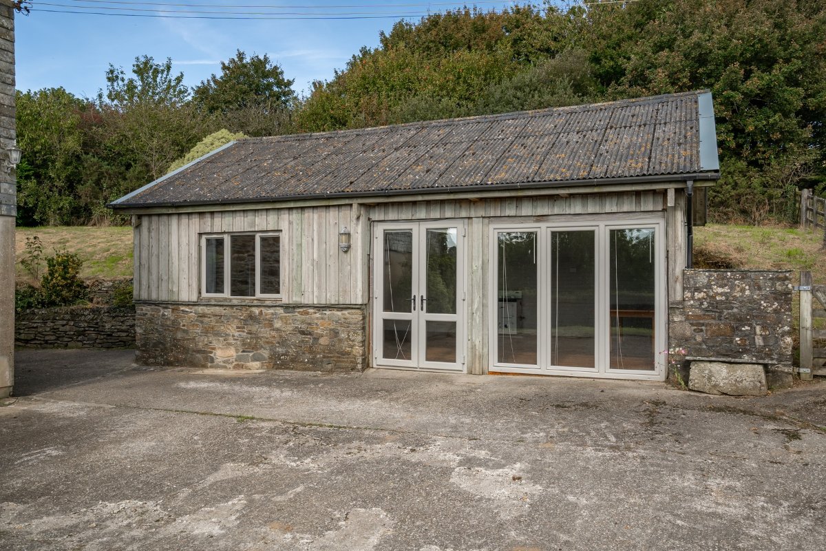5 bedroom house, Ladock, Truro TR2 - Available