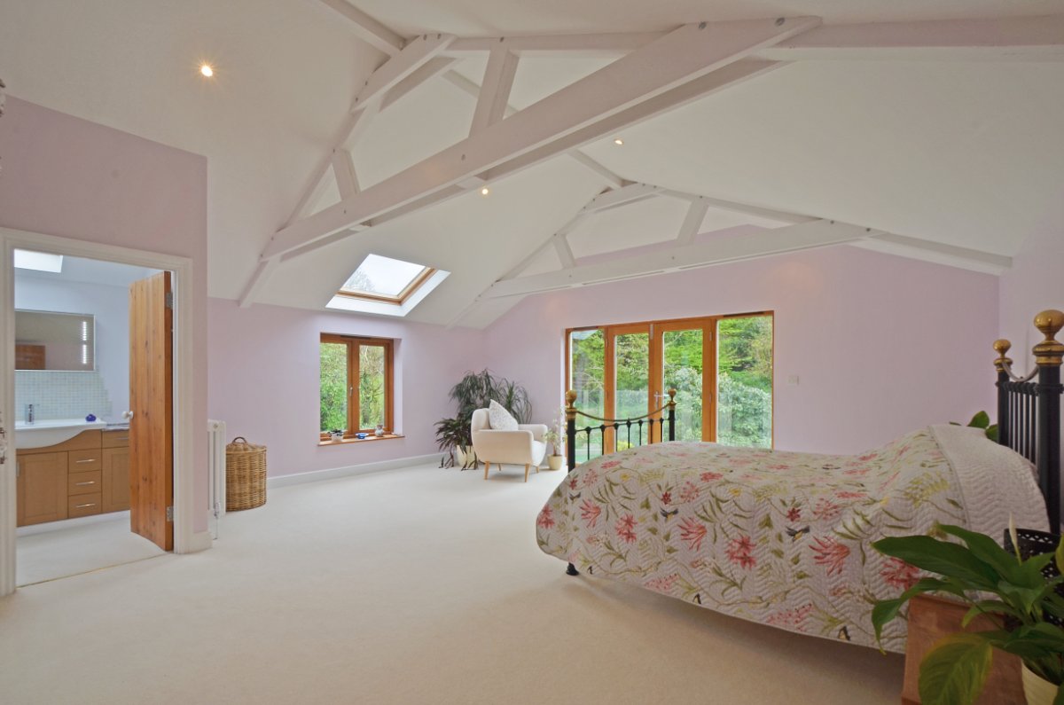 6.8 acres Farm, Hale Mills, Twelveheads TR4 - Available