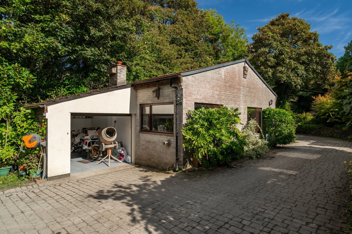 3.2 acres Farm, Hale Mills, Twelveheads TR4 - Available