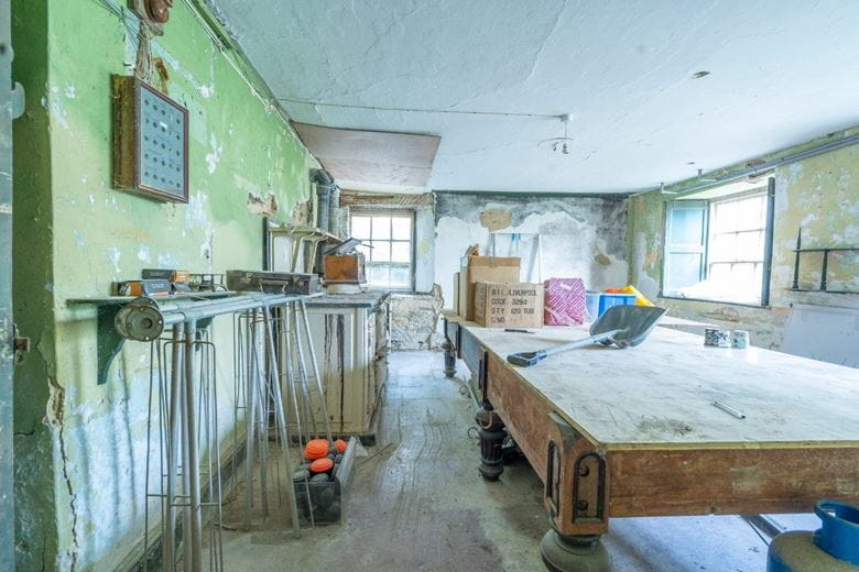 60.4 acres House, Zelah, Truro TR4 - Available