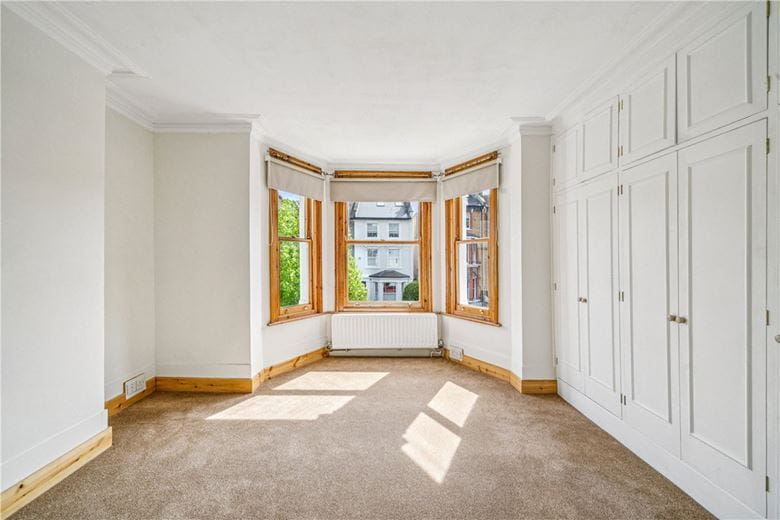 1 bedroom flat, Brodrick Road, London SW17 - Available