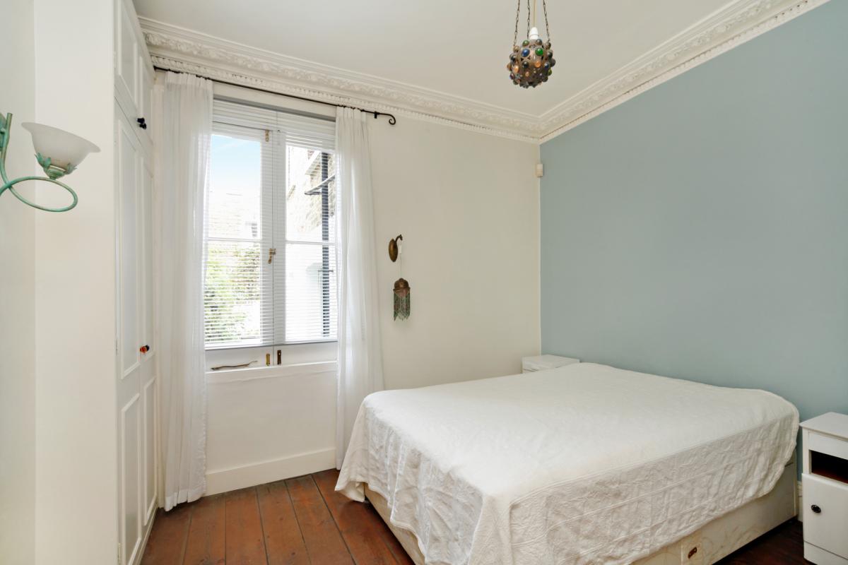 1 bedroom flat, Cabul Road, London SW11