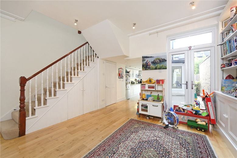 3 bedroom house, Mandrake Road, London SW17