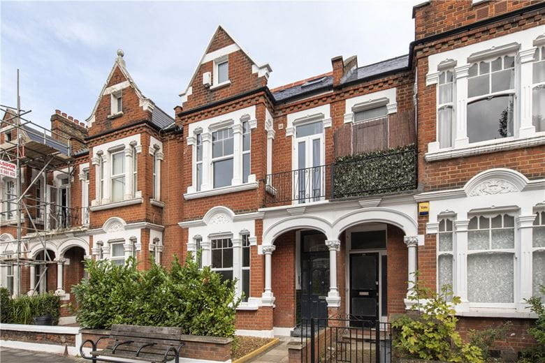 2 bedroom flat, Trinity Road, London SW17