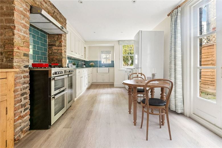 4 bedroom house, Candahar Road, London SW11 - Under Offer