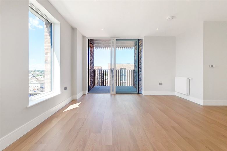 1 bedroom flat, Greyhound Parade, Wimbledon Grounds, London SW17