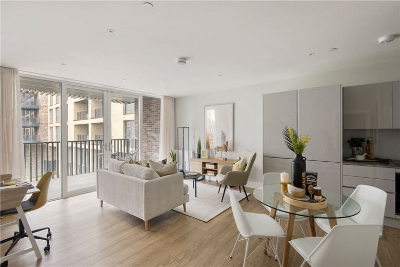 2 bedroom flat, Greyhound Parade, Wimbledon Grounds, London SW17