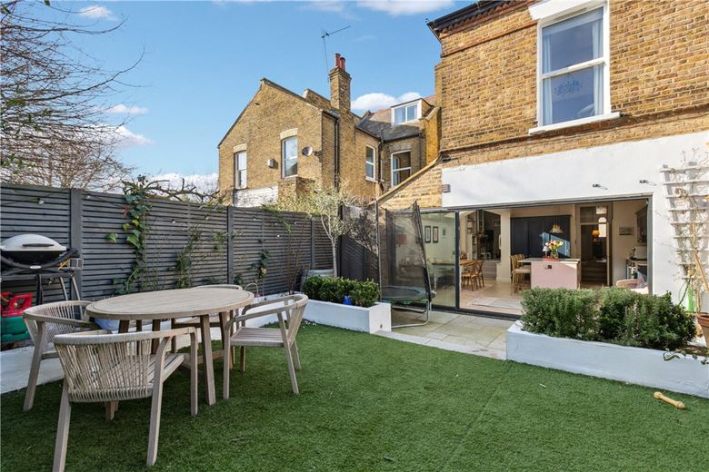 5 bedroom house, Brodrick Road, London SW17 - Available
