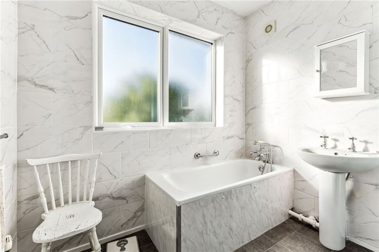 4 bedroom house, Titchwell Road, London SW18