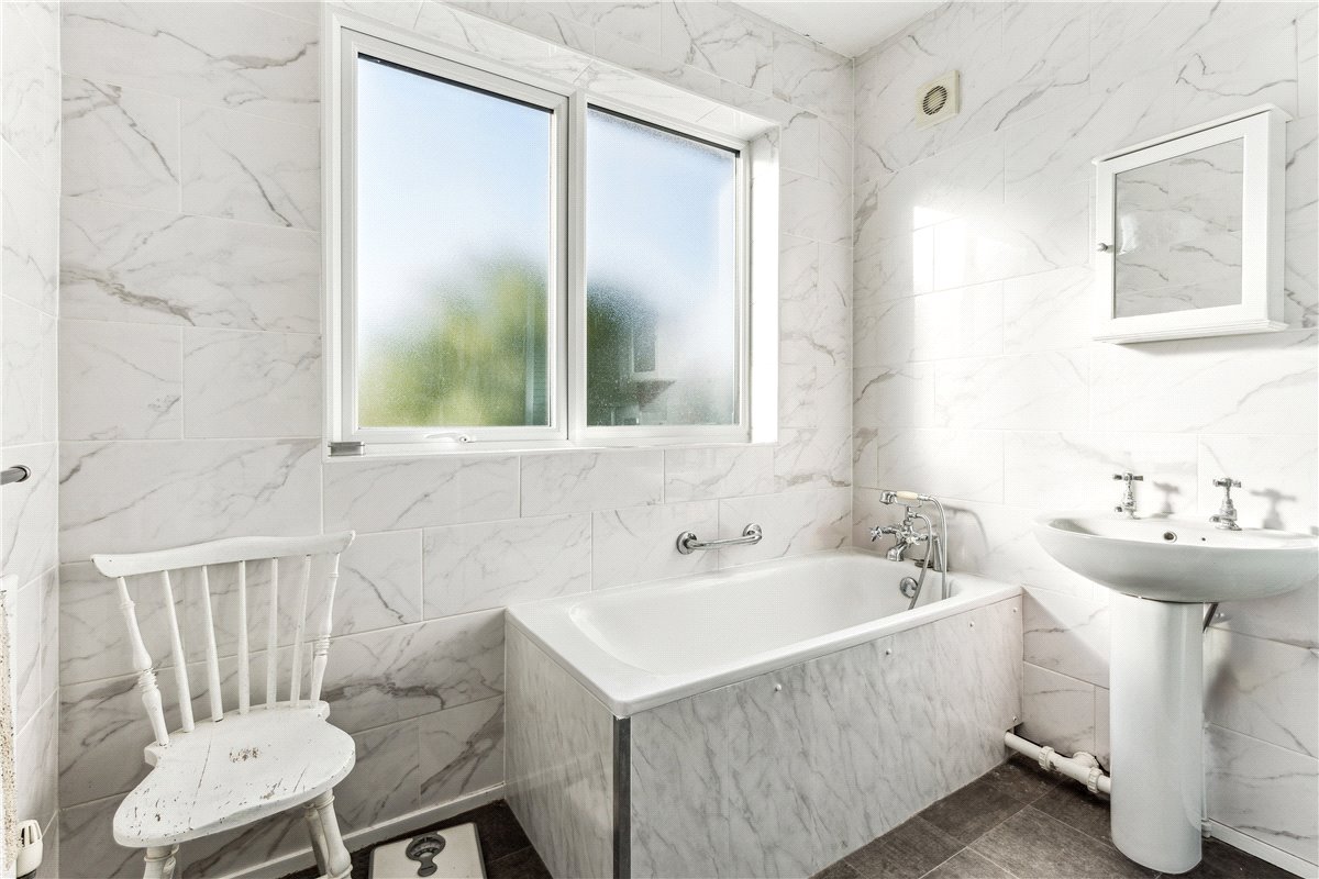 4 bedroom house, Titchwell Road, London SW18