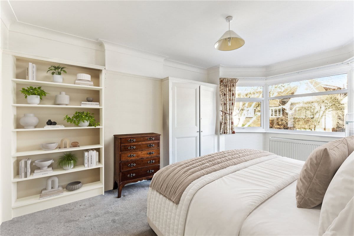 4 bedroom house, Titchwell Road, London SW18