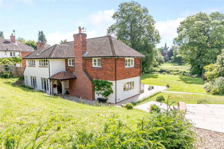 4 bedroom house, Wherwell, Andover SP11 - Available
