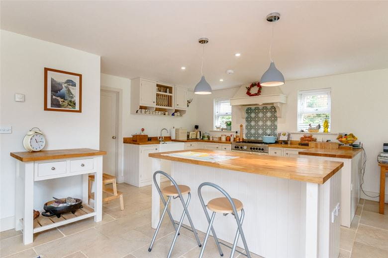 4 bedroom house, Wherwell, Andover SP11 - Let Agreed