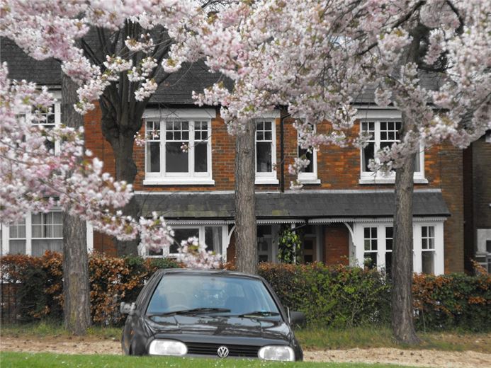 3 bedroom house, Owens Road, Winchester SO22 - Let Agreed