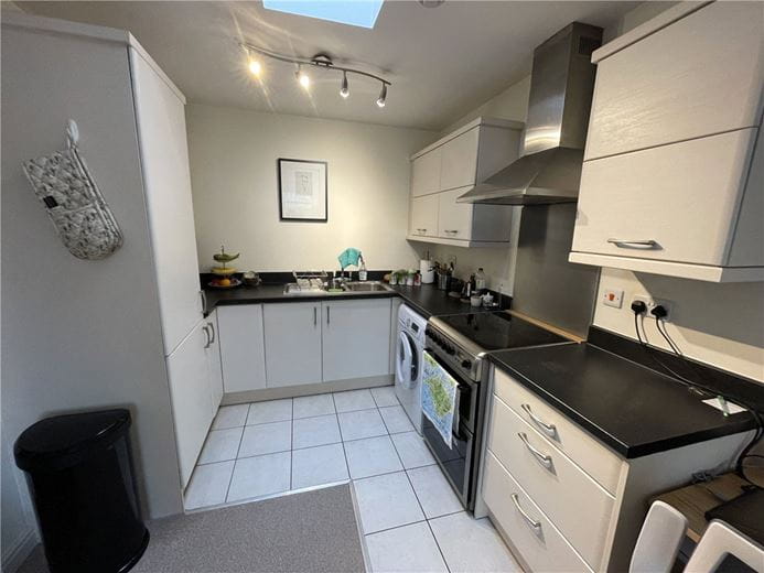 2 bedroom flat, Cranworth Road, Winchester SO22 - Let Agreed