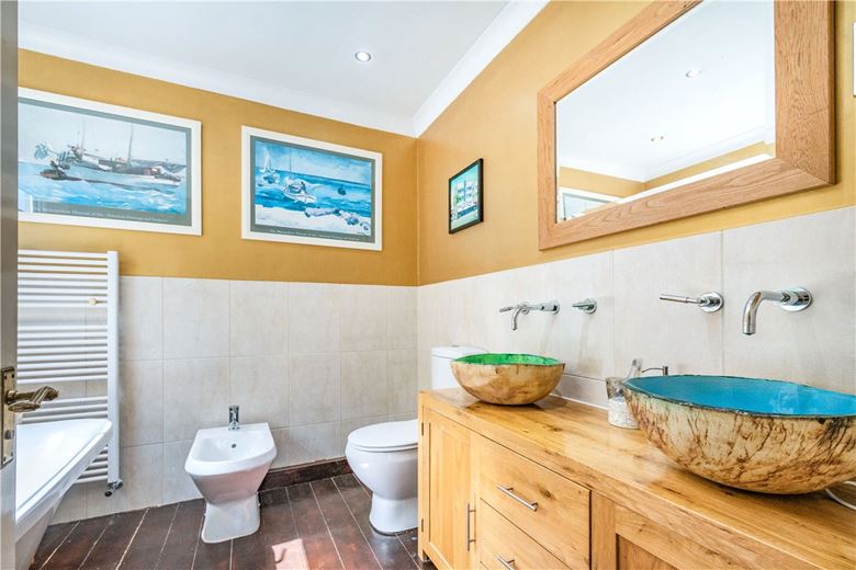 6 bedroom house, Stoke Lane, St Mary Bourne SP11 - Available