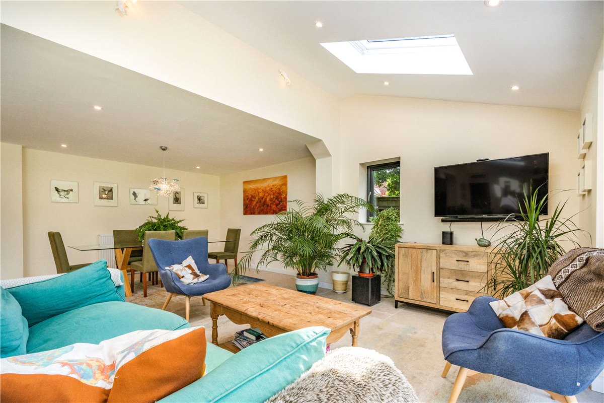 6 bedroom house, Stoke Lane, St Mary Bourne SP11 - Available