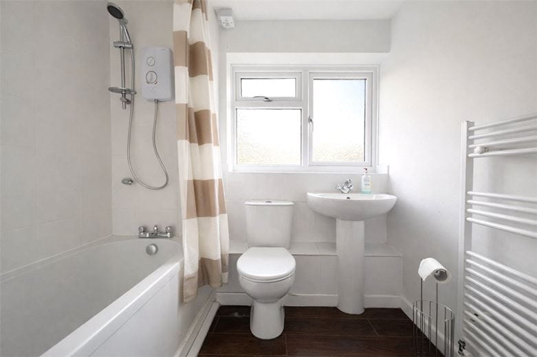 3 bedroom house, Stoke Charity Road, Kings Worthy SO21 - Let Agreed