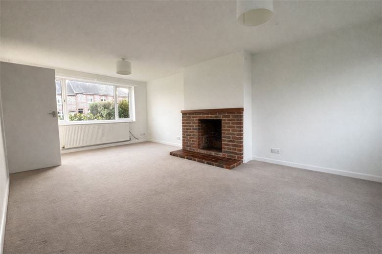 3 bedroom house, Stoke Charity Road, Kings Worthy SO21 - Let Agreed