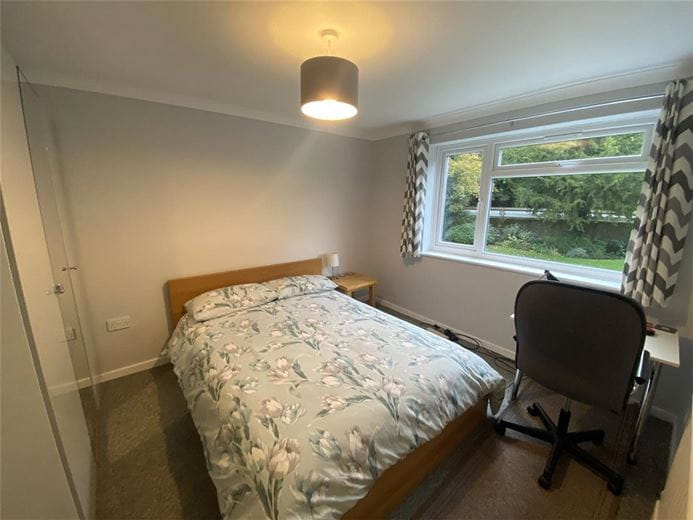 2 bedroom flat, Lantern Court, Christchurch Road SO23 - Available