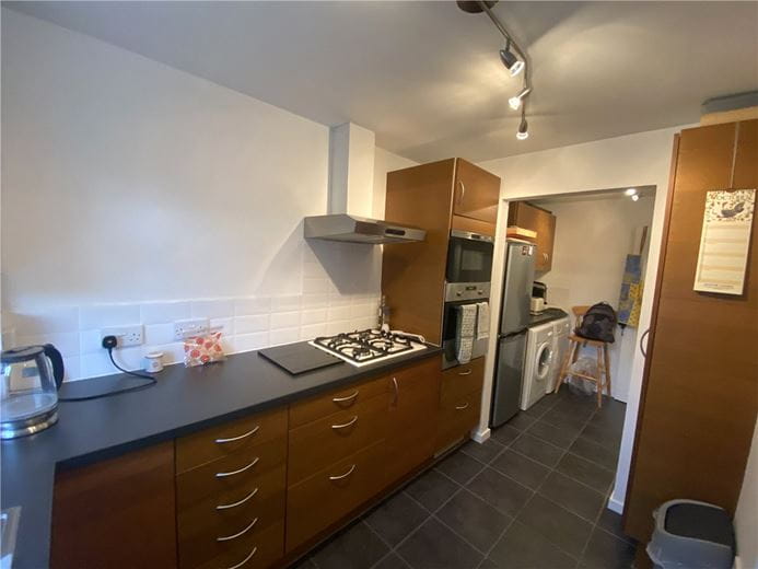 2 bedroom flat, Lantern Court, Christchurch Road SO23 - Available