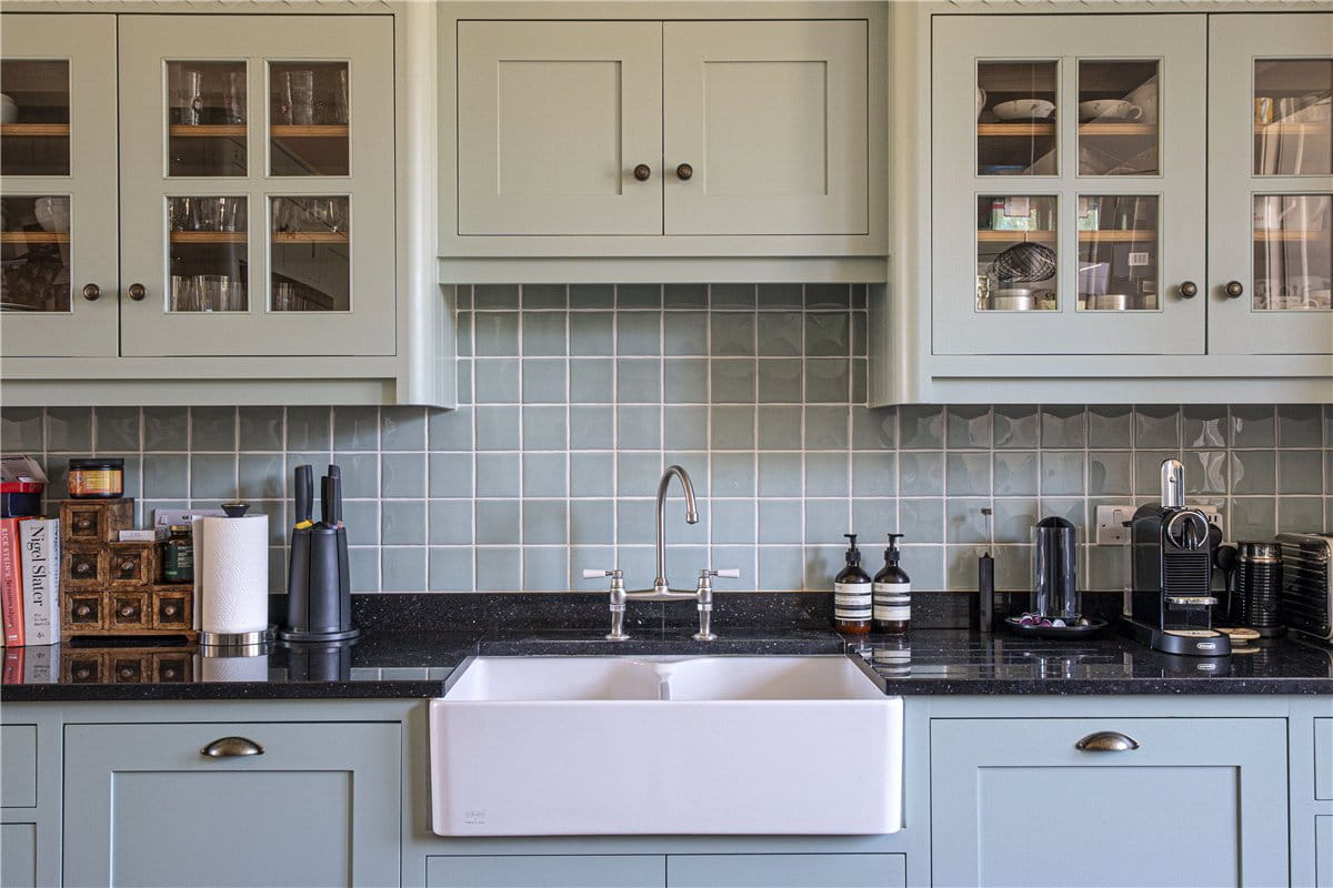 4 bedroom house, Fullerton, Andover SP11 - Let Agreed