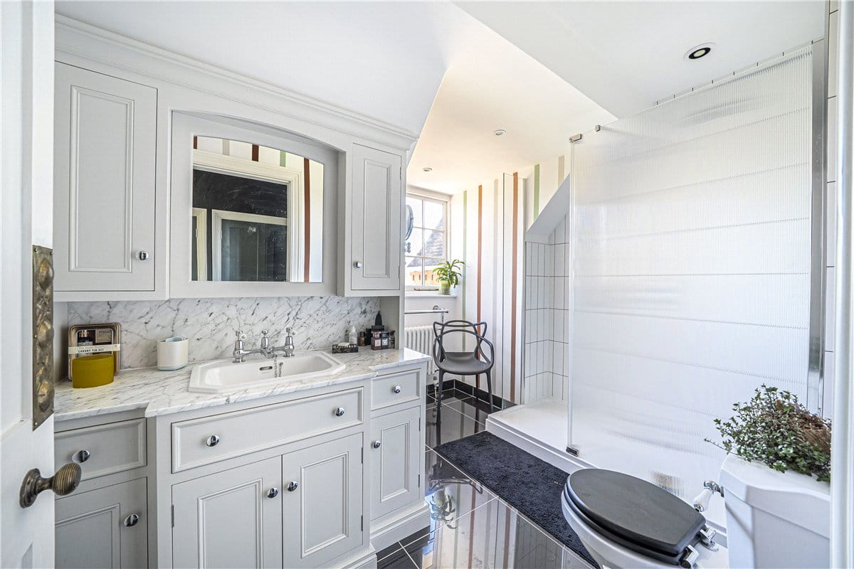 4 bedroom house, Fullerton, Andover SP11 - Let Agreed