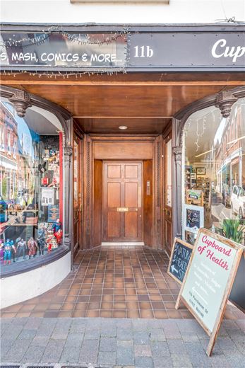 1 bedroom flat, Parchment Street, Winchester SO23 - Available