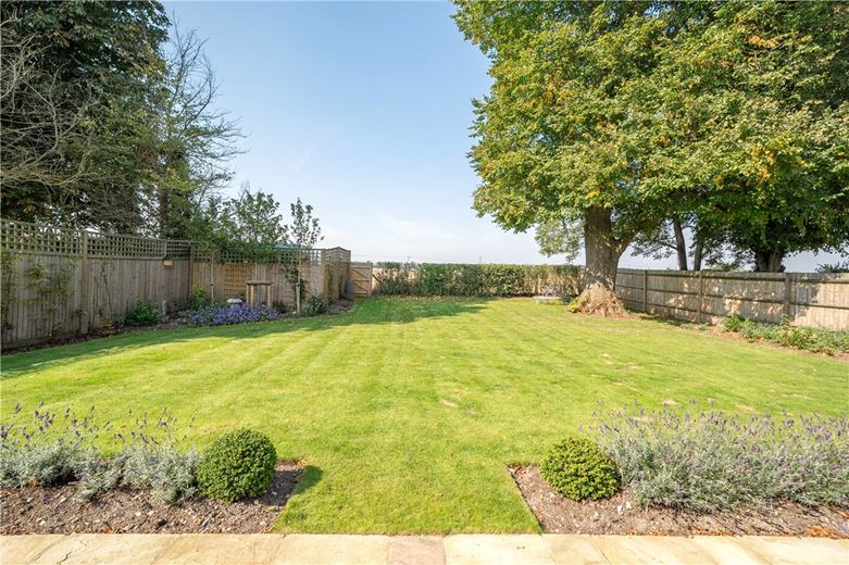 4 bedroom house, Houghton Farm Close, Houghton SO20 - Available