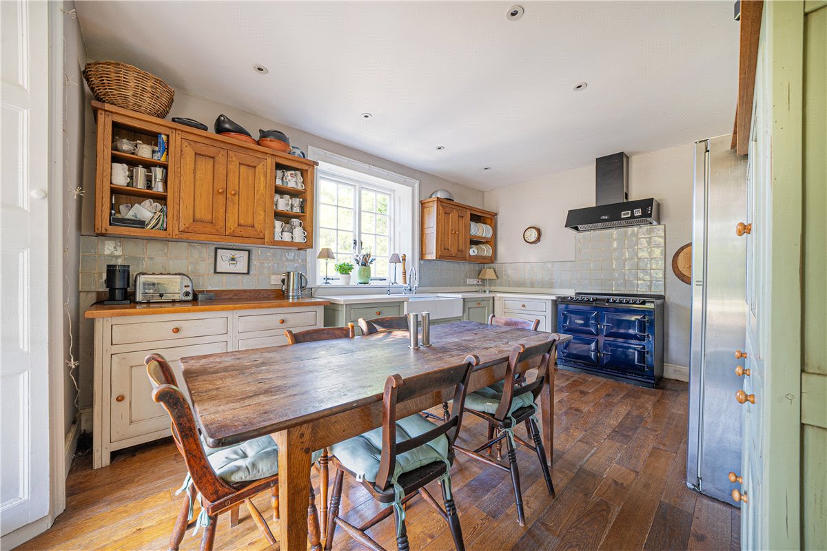 5 bedroom house, Newlands Lane, Denmead PO7 - Available