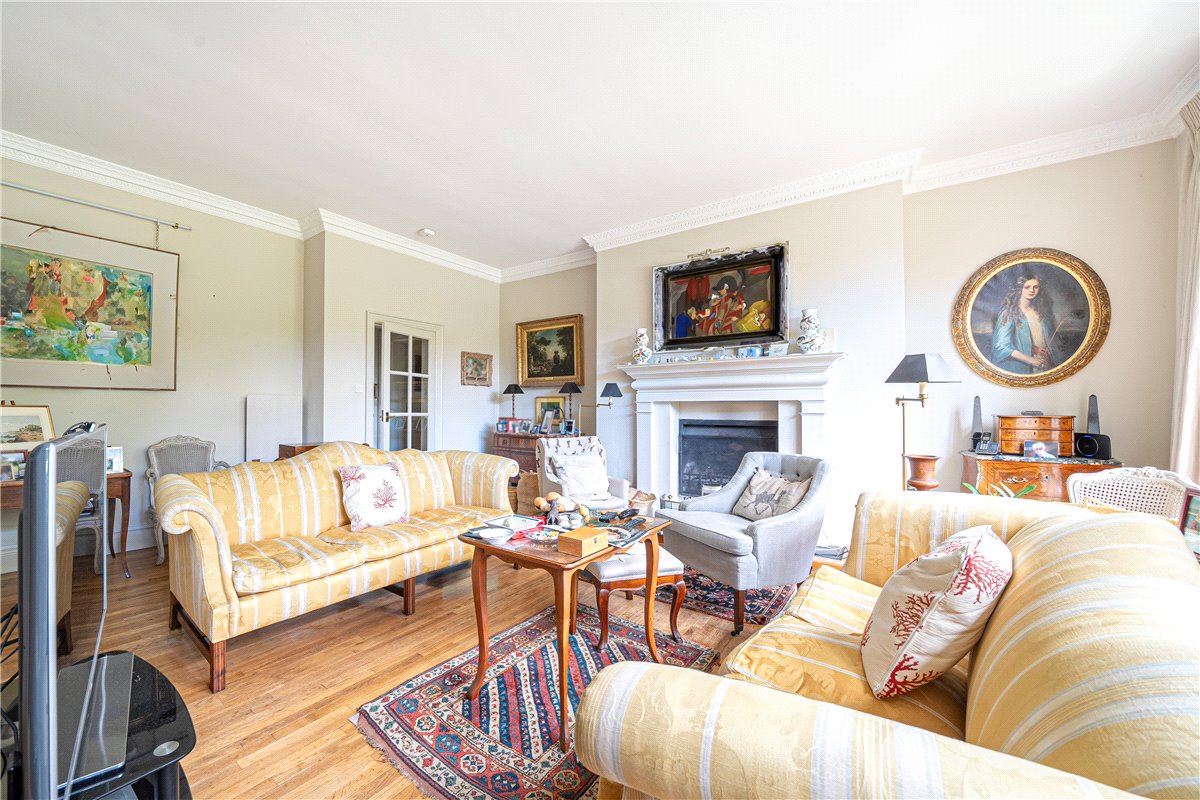 3 bedroom flat, Hawkley Hurst, Liss GU33 - Sold STC