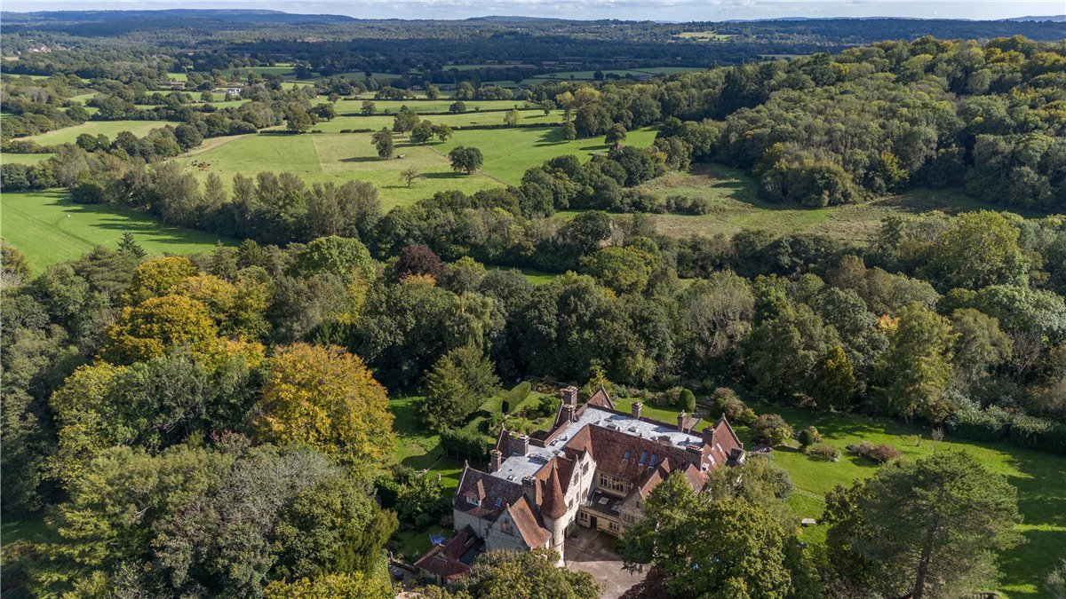 3 bedroom flat, Hawkley Hurst, Liss GU33 - Sold STC